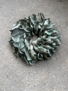 Evighedskranse: Palm petal wreath Grey mist Ø25, med knageophæng